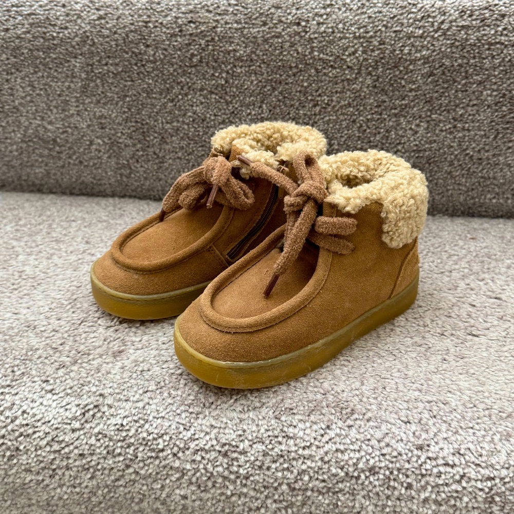 Zara genuine suede boots Size 9.5 Kids winter boots